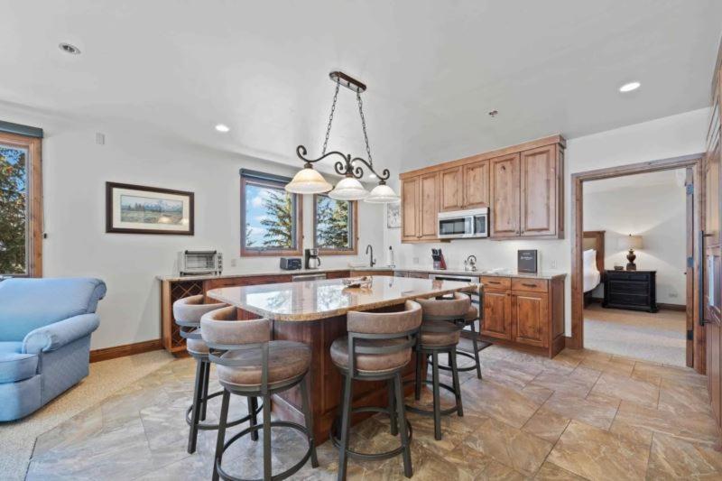 Kiva 221 By East West Hospitality Apartment Beaver Creek Luaran gambar