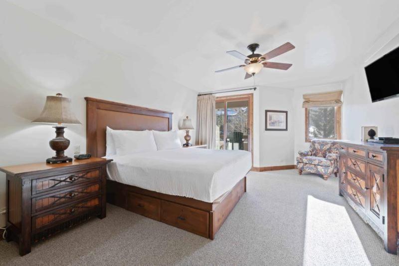 Kiva 221 By East West Hospitality Apartment Beaver Creek Luaran gambar