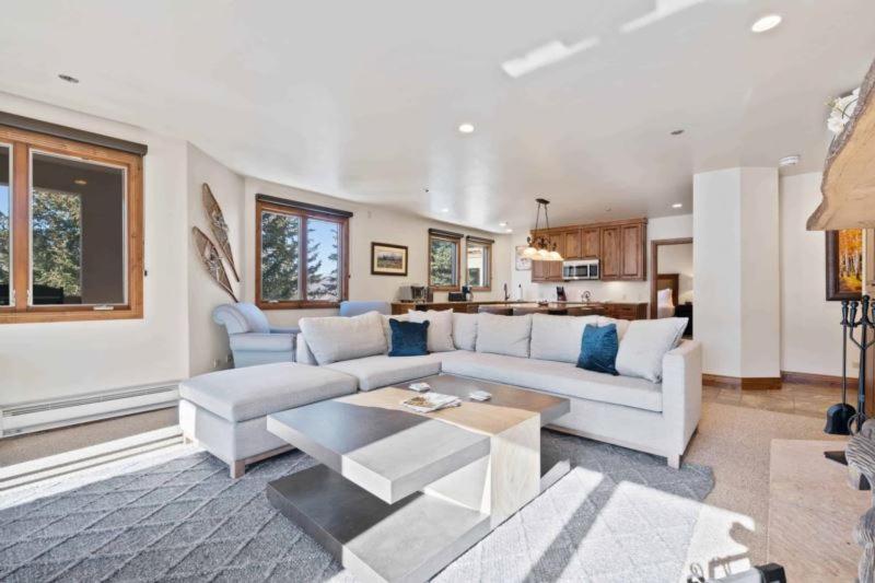 Kiva 221 By East West Hospitality Apartment Beaver Creek Luaran gambar